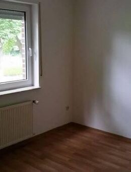 3 Zimmerwohnung mit Terrasse und Garten in Cloppenburg, - Cloppenburg