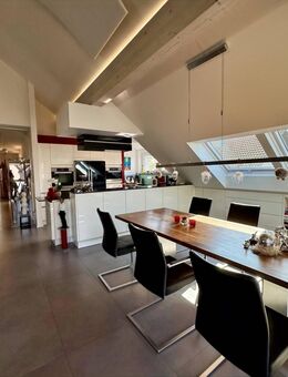 Luxuriöses Penthouse in Leonberg! - Leonberg (Baden-Württemberg)