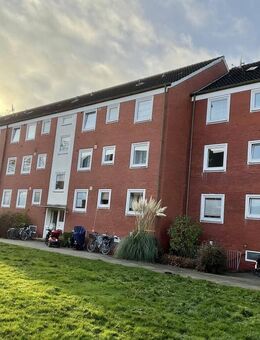 Vollständig renovierte 3-Zimmer-Wohnung mit Balkon in Varel! - Varel