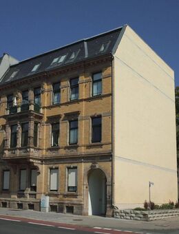 Großzügige 2-Raum-Wohnung im DG mit EBK - Dessau-Roßlau