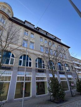 FORST: Mehrfamilienhaus direkt an der Stadtkirche - ca. 1.800 m² Wohnfläche per SOFORT zu VERKAUFEN - Forst (Lausitz)