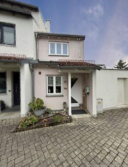 Charmantes Reiheneckhaus in attraktiver Lage - Straubing