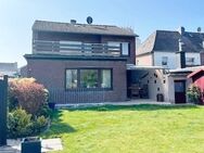 Freistehendes Wohnhaus mit großem Garten Nähe Schloss Liedberg in Korschenbroich - Korschenbroich