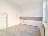 Großzügige 2-Raum-Wohnung zu vermieten! - Plauen