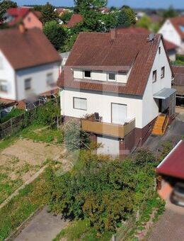 Sanierungsbedürftiges Einfamilienhaus in schöner Lage von Oberderdingen - Oberderdingen