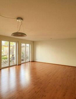 Schicke Wohnung mit großer Terrasse in idyllischer Umgebung - Bickenbach (Hessen)