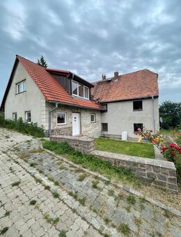 Ideal für Handwerker und Familien! Sanierungsbedürftiges Zweifamilienhaus mit Nähe zur Natur in ruhiger Lage von Klipphausen! - Klipphausen