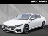 VW Arteon, 2.0 TSI R-Line Arteon Coupe, Jahr 2018 - Schwerin