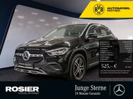 Mercedes GLA 200, Progressive, Jahr 2023 - Braunschweig