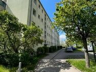IN SANIERUNG! Sonnige 3-Zimmer mit Balkon warten auf einen neuen Mieter! - Riesa