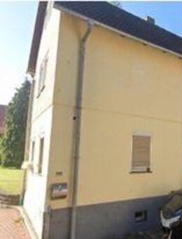 WG-Mitbewohnerin 18+ Jahre alt für 1 möbliertes Zimmer 20 qm, in einem älteren 3-Zimmer-KB- Häuschen, in ruhiger ländlicher Lage - Heringen (Werra)