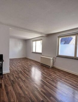 Großzügige Wohnung mit Balkon in Lorch zu vermieten - Lorch (Hessen)