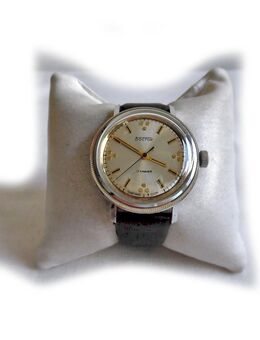 Schöne Armbanduhr von Wostok - Nürnberg