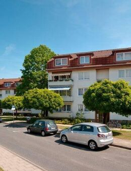 Frisch renovierte 4-Zimmer-Erdgeschosswohnung mit Balkon! - Osnabrück