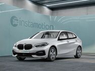 BMW 118, i Advantage digitales, Jahr 2021 - München