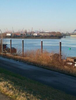 Helle 2-Zi. Wohnung mit Dielen, zentral, gut vermietet, provisionsfrei - Hamburg