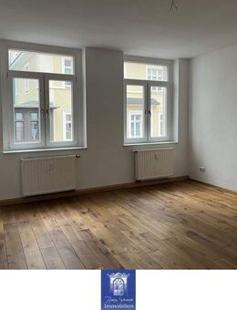 Alles was das Herz begehrt! Perfekte Wohnung mit Einbauküche, Balkon und Parkett! - Bautzen