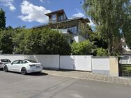Einmalige exklusive Gartenwohnung mit Gästehäuschen in den Stadtvillen am Luitpoldhain - Nürnberg