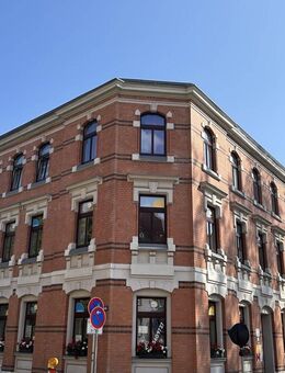 Großzügige 4-Raum-Whg. mit Balkon, Dachterrasse, Whirlpool-Wanne und Tageslichtbad! Vermietet! - Zwickau