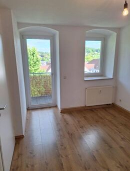 kleine 3 Zimmerwohnung mit Einbauküche in bester Lage - Waldheim