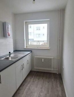 Wo das Leben so spielt - sanierte 2-Zimmer-Wohnung Single-Wohnung - Kiel