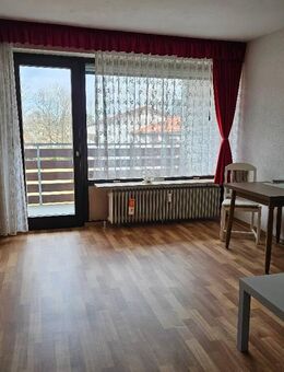 *PROVISIONSFREI* möblierte 1-Zi.-ETW mit Balkon - Bischofsgrün