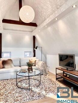 Großzügige und hellgestaltete Maisonettewohnung - Pforzheim