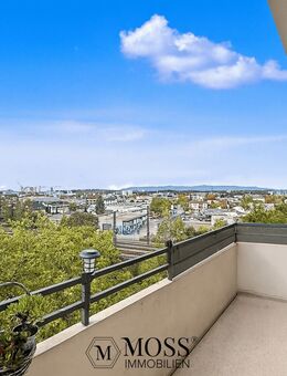 Wohnen mit Charakter - stilvolle 3,5-Zimmer-Wohnung in Freiburgs begehrtester Wohngegend - Freiburg (Breisgau)