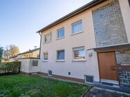 Doppelhaushälfte mit zwei Wohneinheiten, Garten und Garage - Schönaich