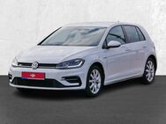 VW Golf, 2.0 TDI VII Highline R-Line, Jahr 2019 - Lehrte