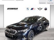 BMW i5, eDrive40 M Sport HiFi Glasd, Jahr 2022 - Rosenheim