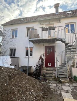 Puristisches Wohnen mit Flair in einer der malerischsten Gassen Neuburgs - Neuburg (Donau)