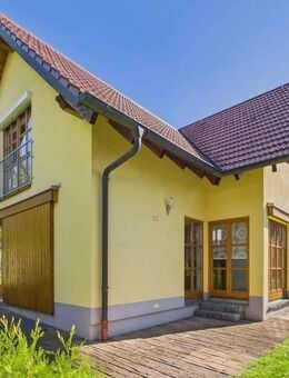 Willkommen zu Hause - Charmante Doppelhaushälfte mit Herz, Stil und Gartenidylle in Moorenweis - Moorenweis