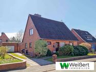 Charmantes Einfamilienhaus mit 640 m² großem Grundstück & 7 Zimmern in familienfreundlicher Lage von Münsterdorf - Münsterdorf