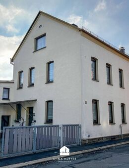 Platz für Familie und Handwerk - Doppelhaushälfte mit großer Werkstatt - Zeulenroda-Triebes