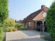 Einfamilienhaus mit gepflegtem Garten und Doppelcarport - Wohnste