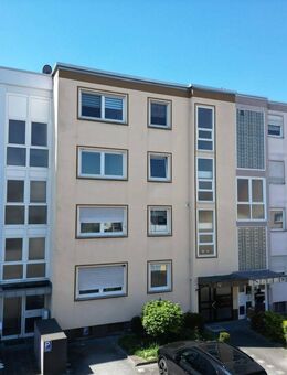 Attraktive, frisch sanierte 4-Zimmer-Wohnung mit großem Balkon, Photovoltaikanlage und Stellplatz! - Viernheim