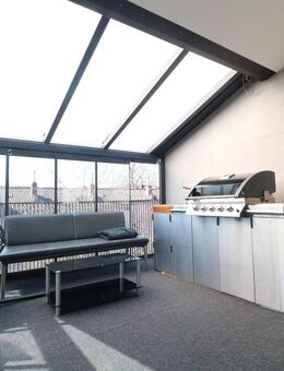 Großzügige Maisonette mit Outdoor-Küche, Wintergarten & Wohlfühlfaktor - Ulm