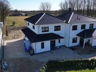 Traumhafte Dopplehaushälfte mit Feldrandlage und großem Garten - Hasloh