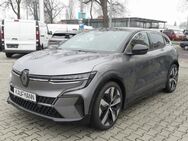 Renault Megane, E-Tech Electric Techno EV60 220HP, Jahr 2022 - Berlin