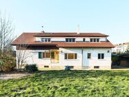 Charmante Doppelhaushälfte mit großem Potenzial und wunderschönem Grundstück - Lörrach