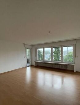Attraktive 3-Zimmer-Wohnung in ruhiger Lage von Sundern - Sundern (Sauerland)