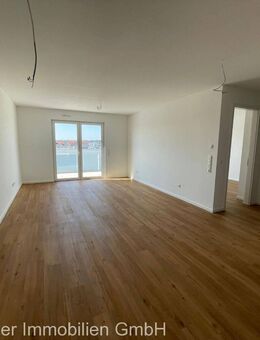 2-Zimmer-Penthousewohnung mit Westbalkon und Weitblick - Burgoberbach
