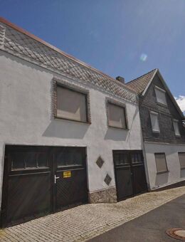 Großes Einfamilienhaus - Sankt Kilian