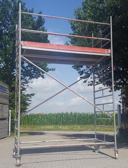 gebraucht Fahrgerüst Uni Breit Layher Assco Arbeitshöhe ca. 5,10m - Vöhringen (Bayern)