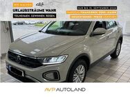 VW T-Roc, 1.5 TSI Life | | |, Jahr 2022 - Plattling