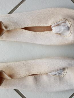 Leichte Slipper, Freizeitschuhe Größe 39 / 6 beige unbenutzt - Hamburg Wandsbek
