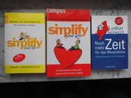 Werner Tiki Küstenmacher, Lothar Seiwert: Noch mehr Zeit für das Wesentliche. Zeitmanagement+Simplify your love+ Simplify your life. Einfacher und glücklicher leben. 3 Bücher zu. 7,- - Flensburg