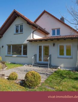 KÄUFERPROVISIONSFREI! Großes EFH/ZFH mit vielen Optionen. 5 Garagenplätze. Schöner Garten! - Wehrheim