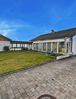 Freistehendes Einfamilienhaus mit Wintergarten - Emmerting
